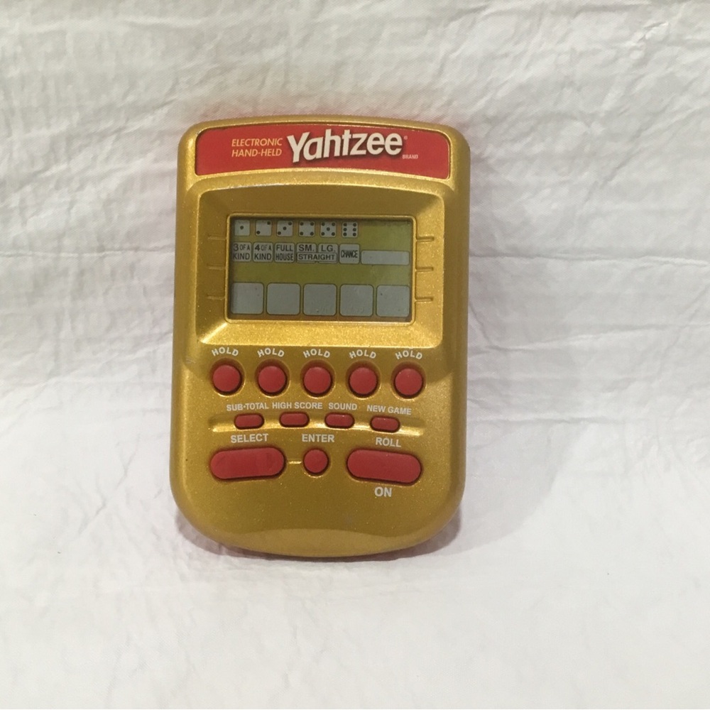 VTG Electronic Yahtzee Handheld Game 2002 Hasbro Gold Edition Dice Travel WORKS
